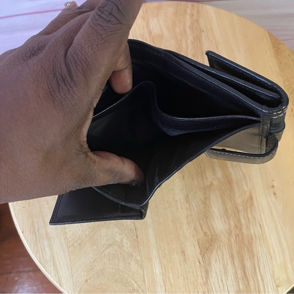 Coach Black “C” Logo Bi Fold Canvas Fabric With Leather Detail Wallet - Picture 4 of 11